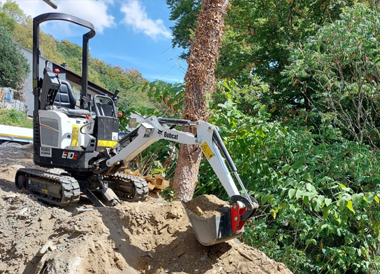 1,2 t Minibagger Bagger mieten - Bobcat E10z